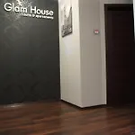 Apartment Glam House