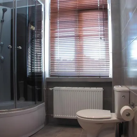 格南房屋公寓酒店 *